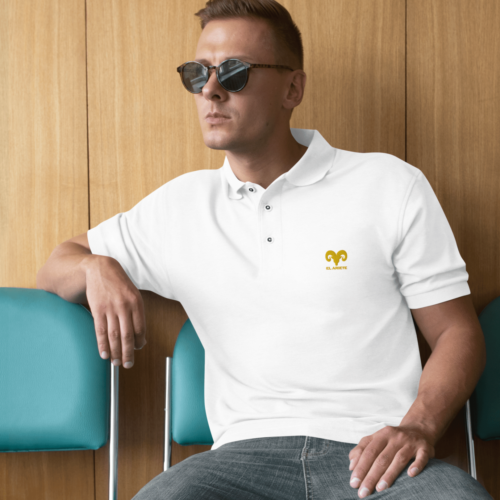 Polo clásico blanco "El Ariete"